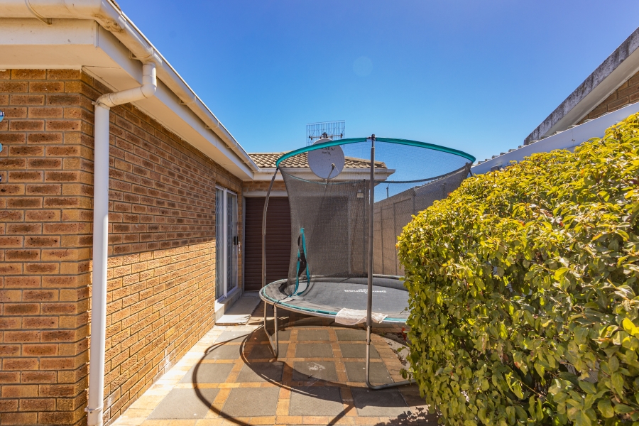 2 Bedroom Property for Sale in Annandale Western Cape